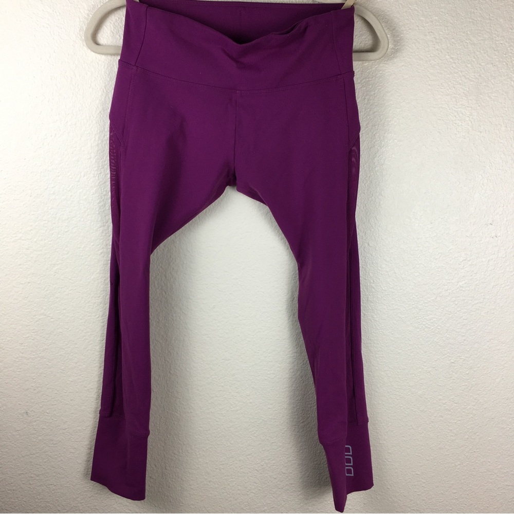 Lorna Jane Magenta Leggings Mid Rise Mesh Sides Size XS